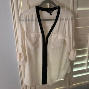 White Express Blouse with Zipper
